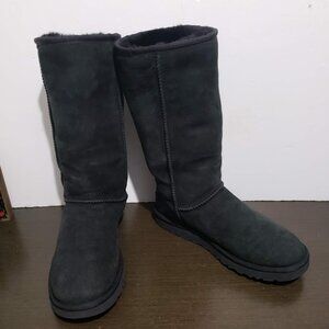 UGG Australia 5815 Black Suede Sheepskin Classic Tall Boots US 8/EUR 39